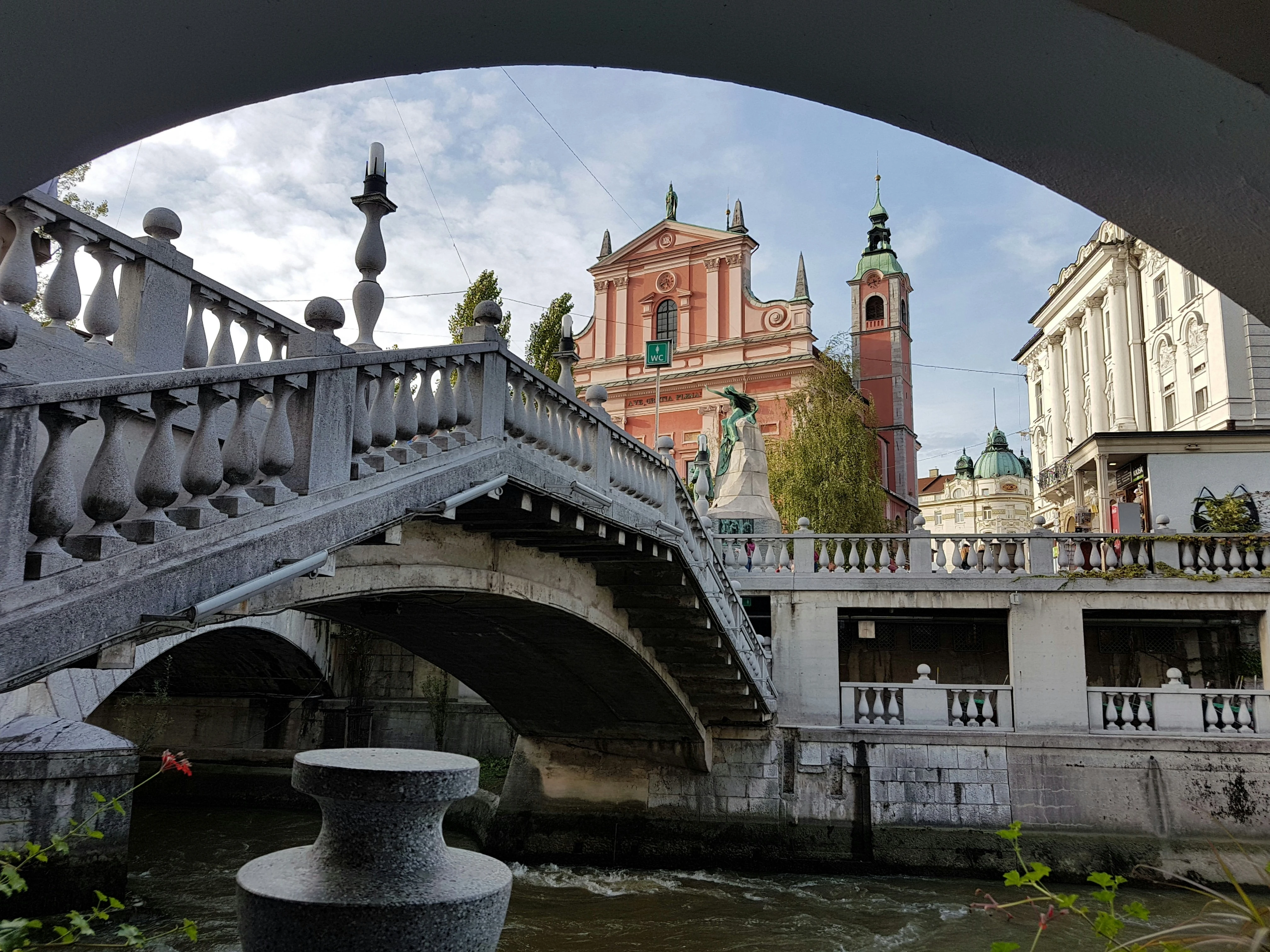 Slovenya